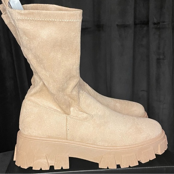 Fashion Nova Ankle Boots size 11 - Picture 10 of 14